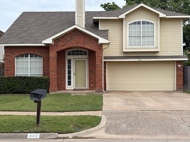 1st image of 603 Harbor Town Dr