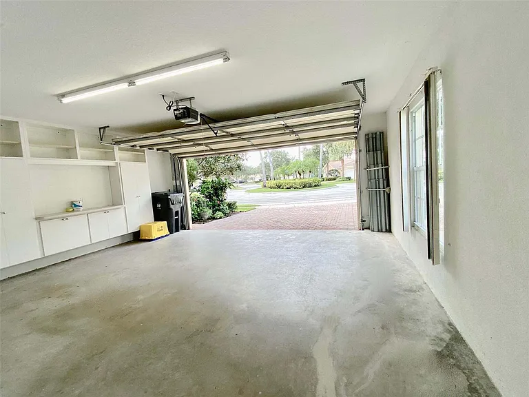 8270 Eleuthera Ln — Photo 24