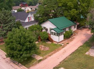 1738 Baltimore Ave, Hot Springs, SD 57747