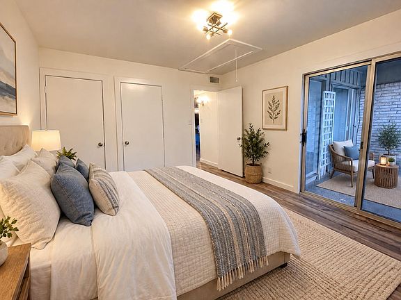 3rd image of 1304 Summit St APT 202