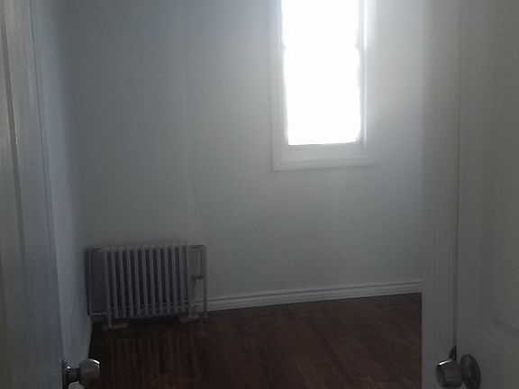 2nd image of 638 E 222nd St
