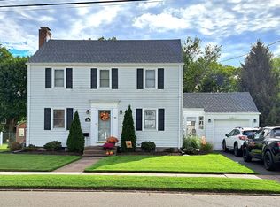 90 Colonial Drive, Hamden, CT 06518