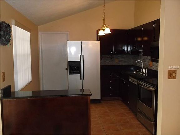 3rd image of 10108 Briarwick Ct