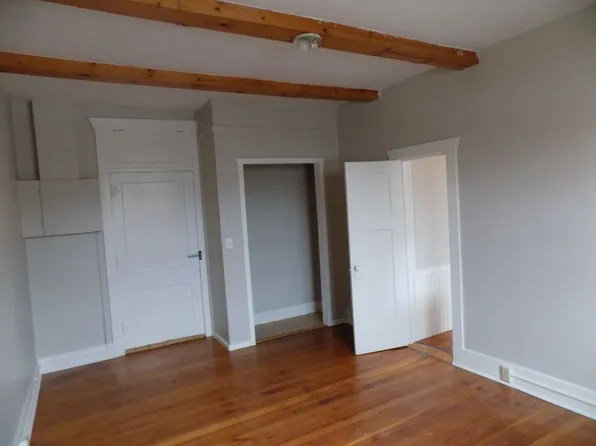 115 North Main St., 115 N Main St APT 3, Fairfield, IA 52556