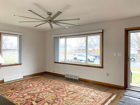 4th image of 177 N Fulton Ave