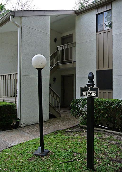 1st image of 12100 Melville Dr APT 307