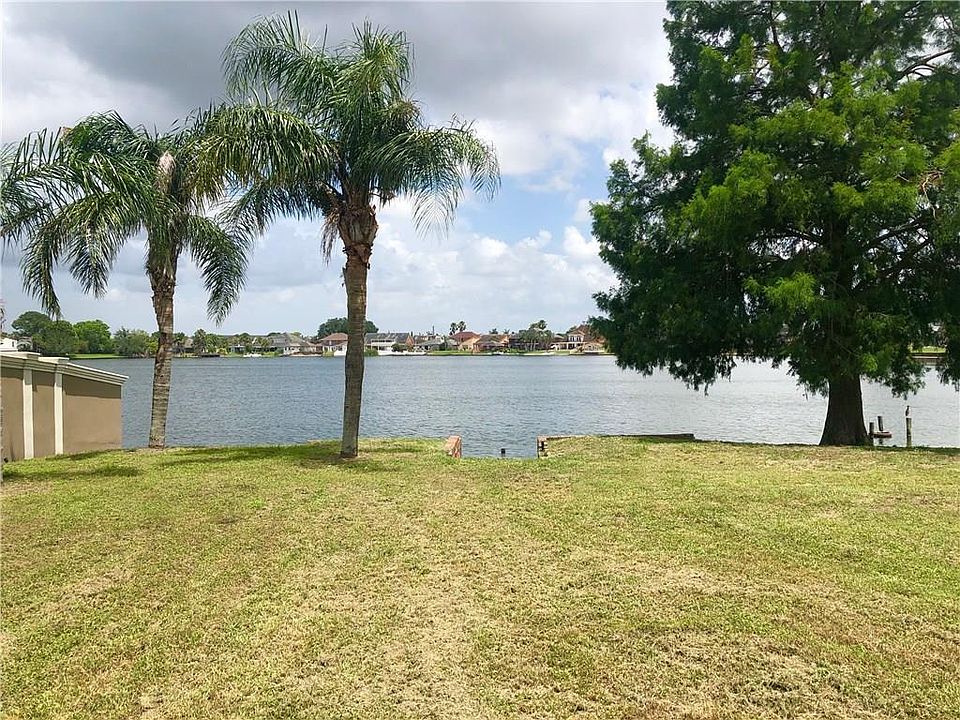 1st image of 7101 Lake Willow Dr
