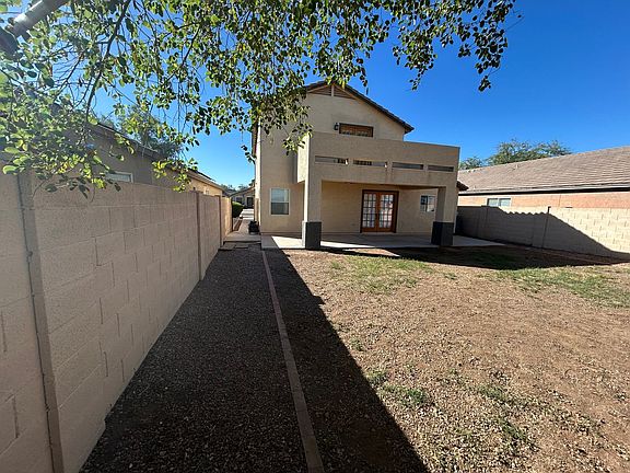 5th image of 2502 E San Manuel Rd