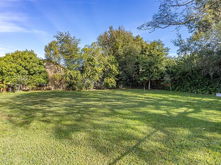 712 E Flag Way — Photo 30