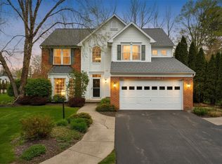 1300 Surrey Garden Way, Webster, NY 14580