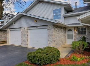 827 N Tamarac Blvd, Addison, IL 60101