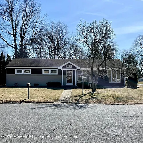 500 Freehold St Photo 1