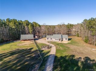 17482 James River Dr, Disputanta, VA 23842