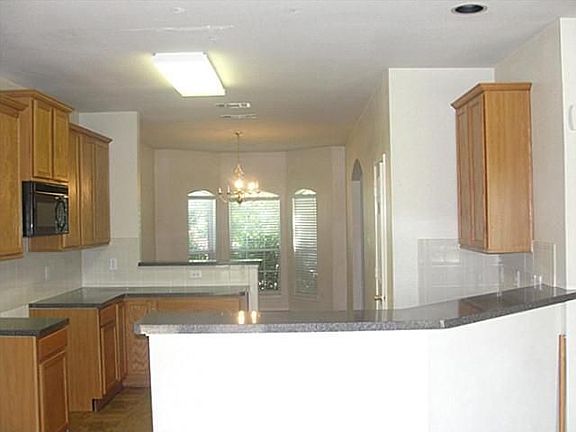 5th image of 5710 San Marino Dr