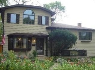 117 8th St, Downers Grove, IL 60515