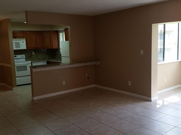 Open floor plan....see other pictures to see new paint color.