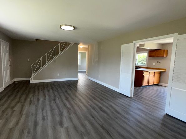 30 Messenger Ln