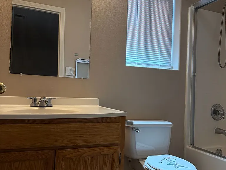 8531 Columbine Ave — Photo 10