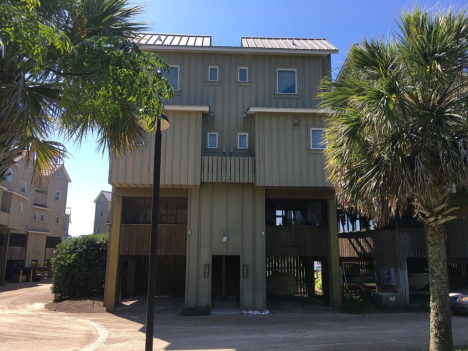 1st image of 288 Pirates Landing Dr