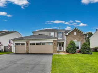 10577 Great Plaines Dr, Huntley, IL 60142