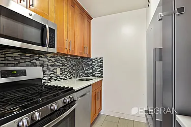 Rented by (Legacy) Elegran