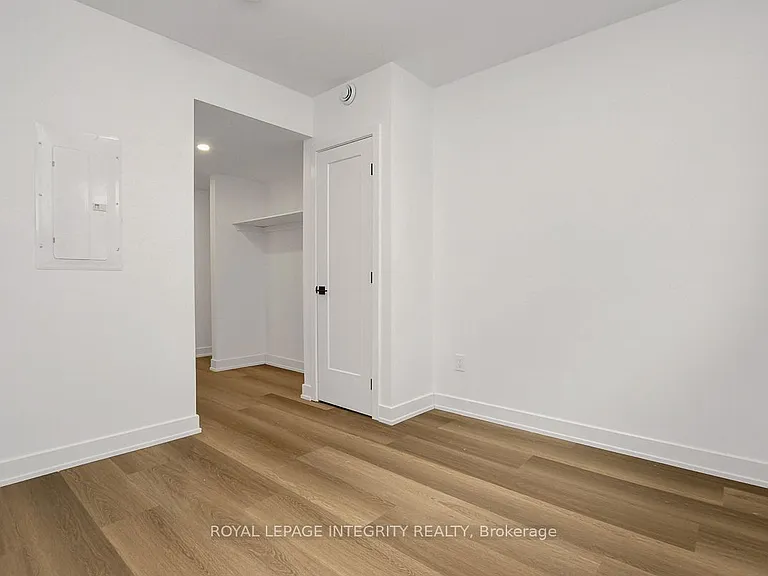 35 Ella St #C — Photo 12