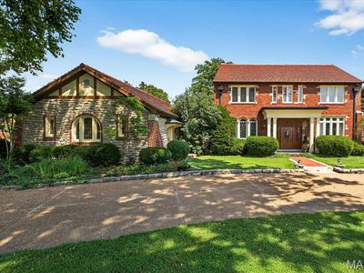 9616 S Geyer Rd, Saint Louis, MO, 63127