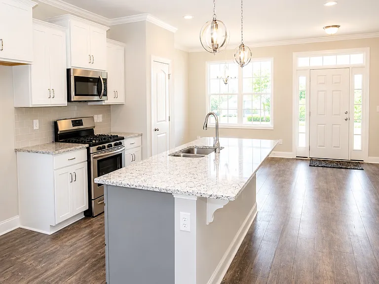 904 Laurel Gate Dr — Photo 2