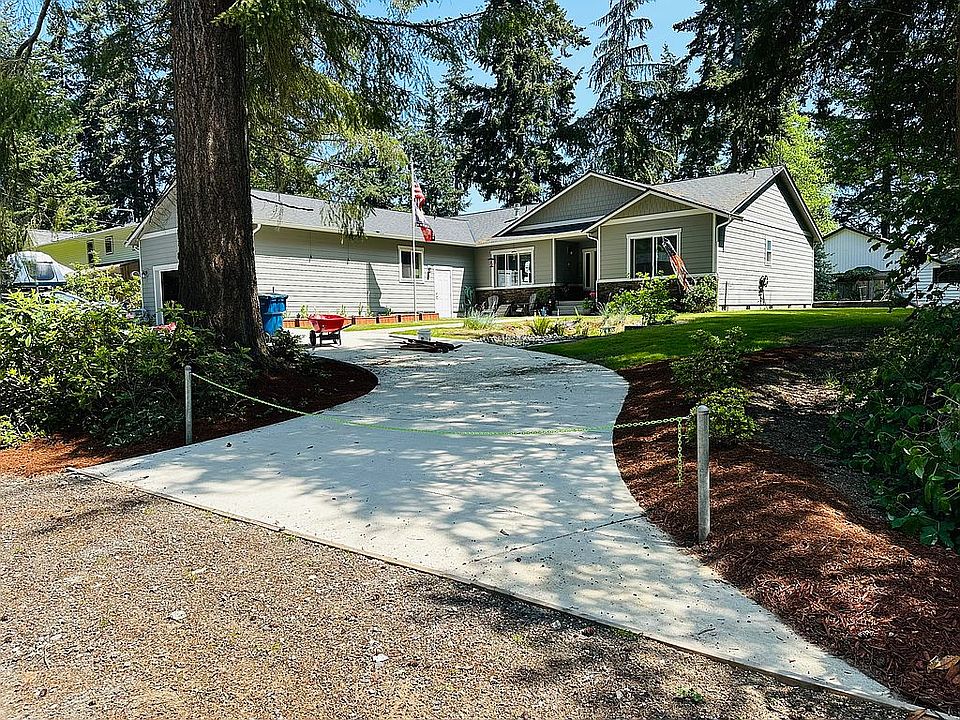 1st image of 6111 180th St SW