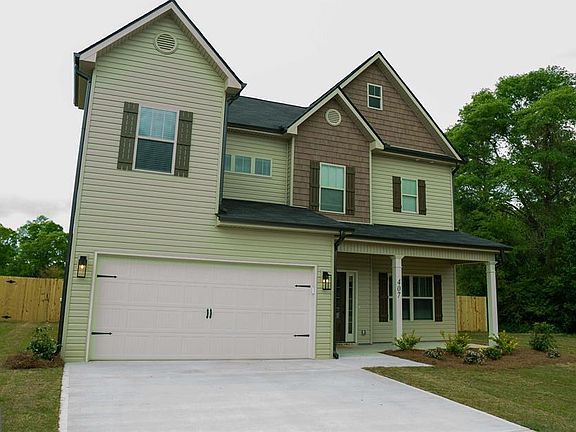 2nd image of 101 Oak Branch Ln