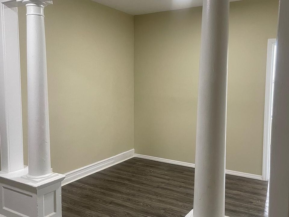 1st image of 4 Carnegie Ave APT 10