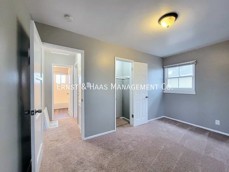 13414 Lynne Dr — Photo 16