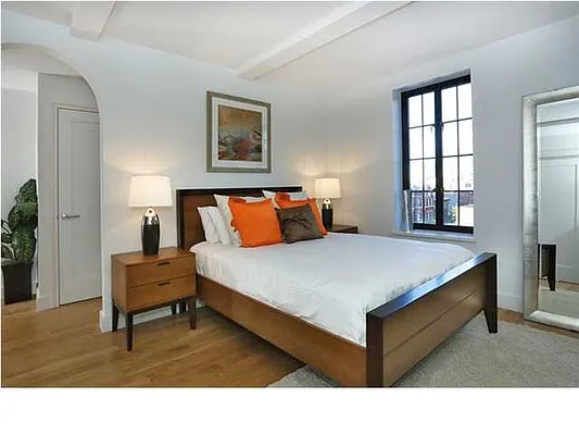 Sold by Time Equities Brokerage | media 30