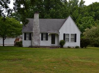 3940 Westover Dr, Danville, VA 24541