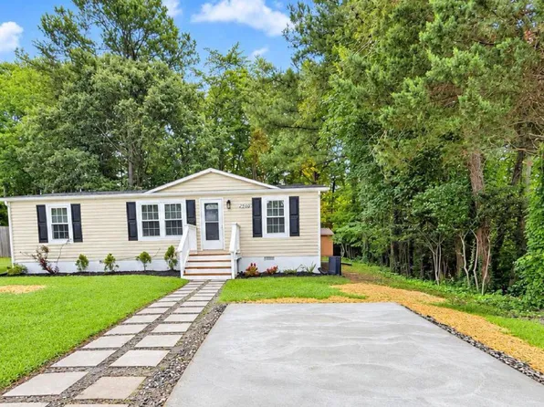 21508 Forest Run Dr, Lexington Park, MD 20653