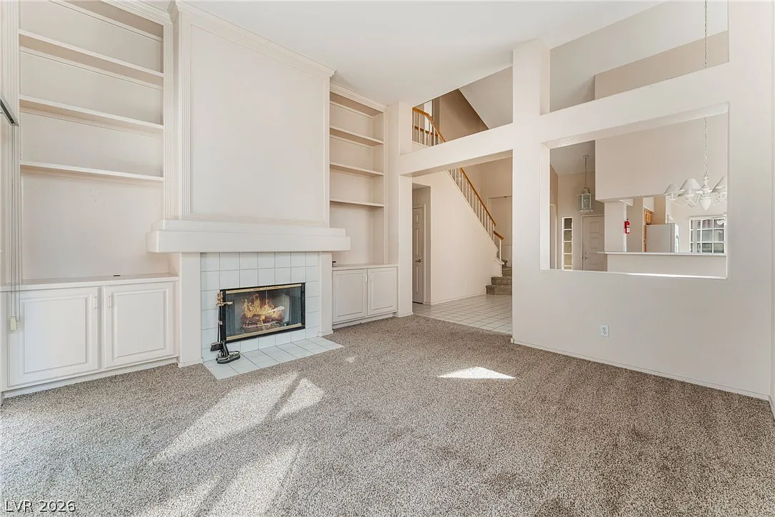 3 bed, 2.5 bath, 1653 sqft, $1,995 — Photo 3