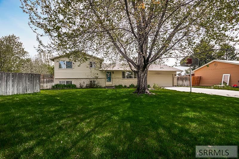 1st image of 1199 Dickson Ave