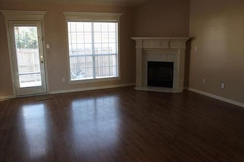2nd image of 2301 Stoney Creek Dr