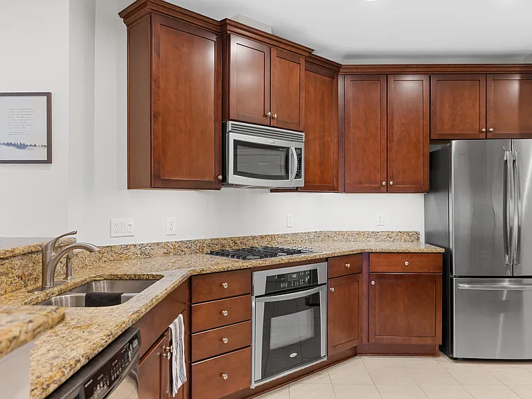 5241 Monument Ave #2A — Photo 10