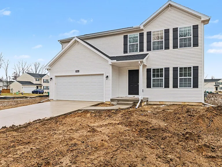 1630 Roosevelt Ct — Photo 2
