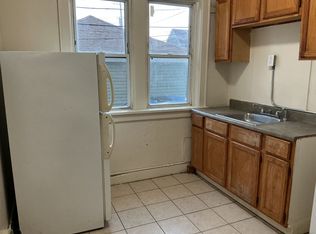 2613 W Capitol Dr #4, Milwaukee, WI 53206