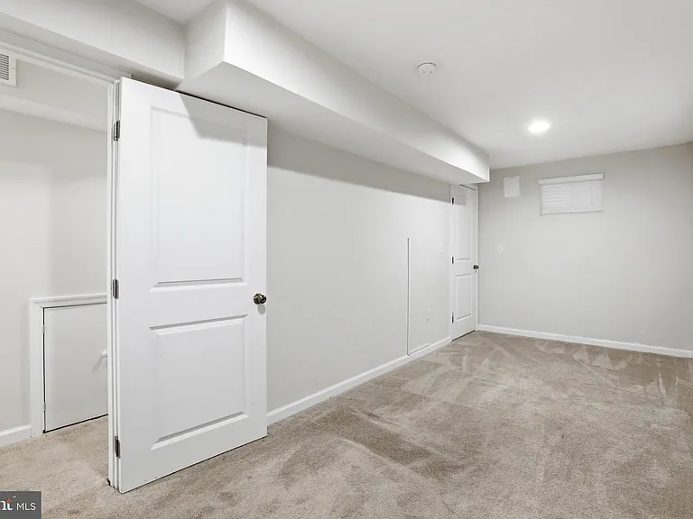 3101 E St SE — Photo 24