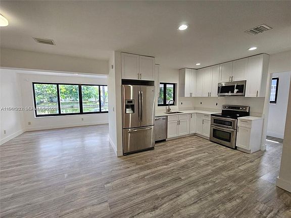 2nd image of 7908 Granada Blvd #1