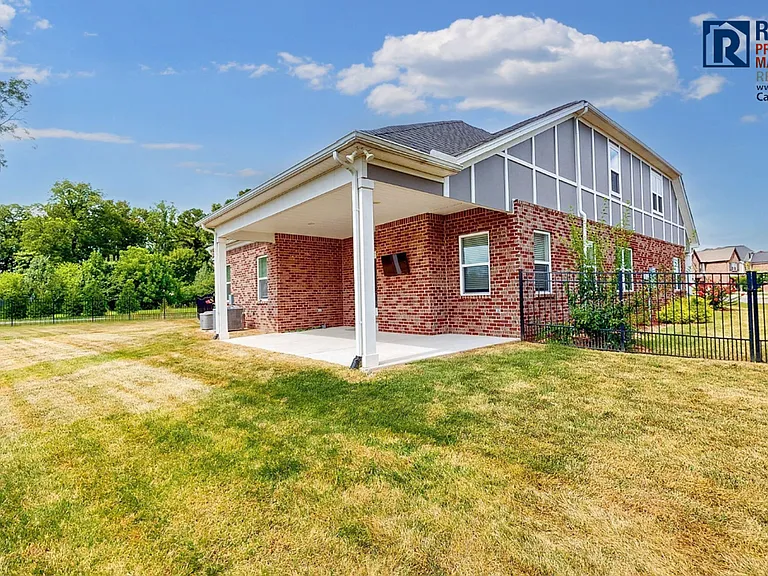 4302 Peacemill Ln — Photo 34