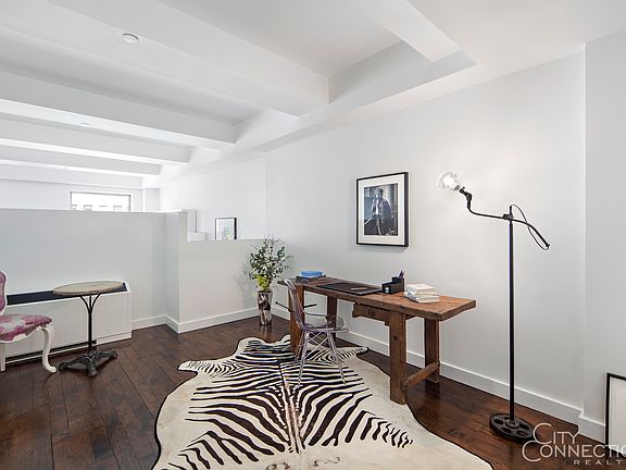 4th image of 15 Broad St APT 1206