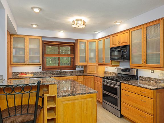 5th image of 65 Pelham Road