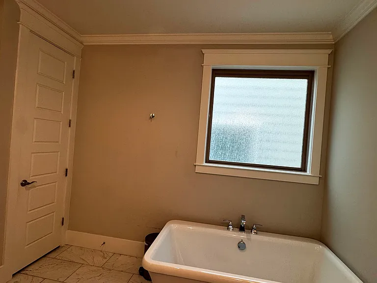 120 Lincoln Ct #B — Photo 14