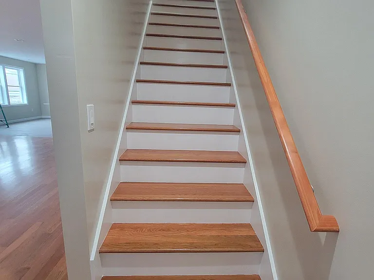 31 Hamilton St — Photo 24