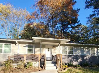 968 Pine Valley Dr, Marietta, GA 30062