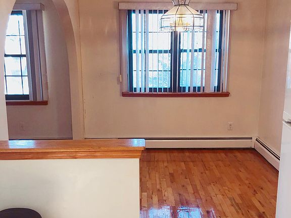 4th image of 21956 64th Ave Floor 3